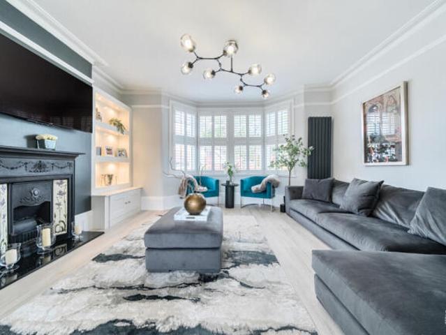 Maisonette for sale in Black Bourton, Oxfordshire