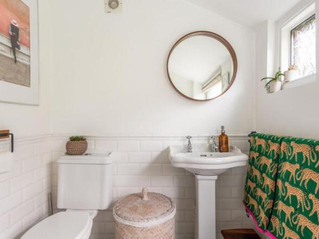 Maisonette for sale in Hanover & Queen's Park, Brighton