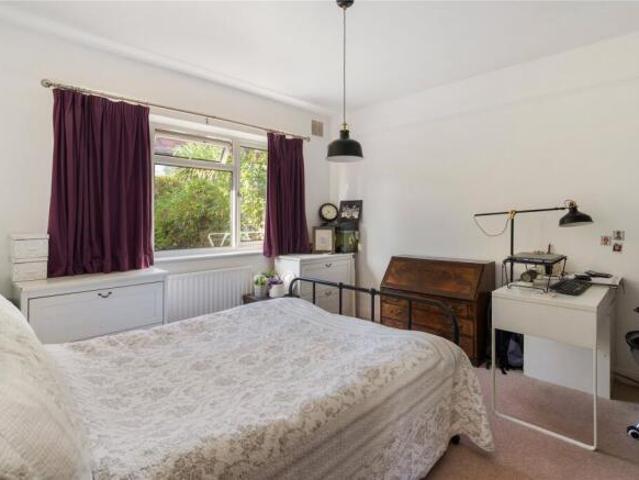 Maisonette for sale in Cat Hill