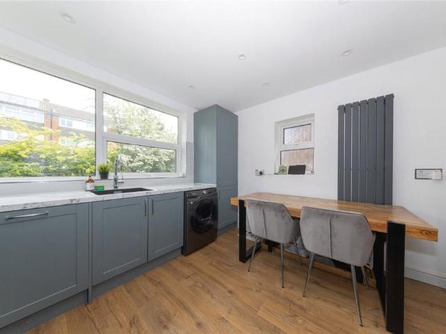 Duplex for sale in Luton