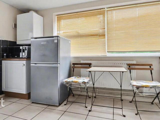 Maisonette for sale in Spring Park, Luton