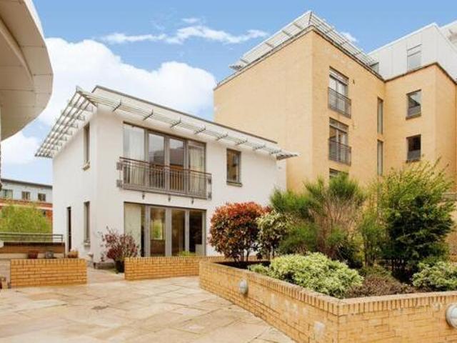 House for sale in Arbury, Cambridgeshire