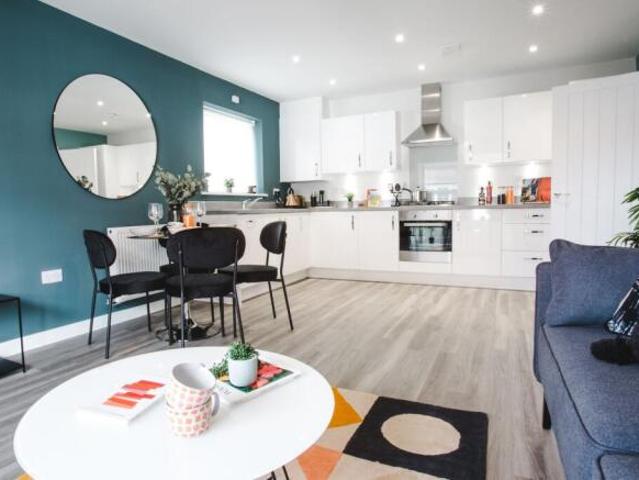Maisonette for sale in Ebbsfleet, Acol