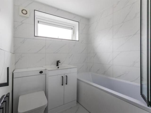 Maisonette for sale in Cathays, Wales