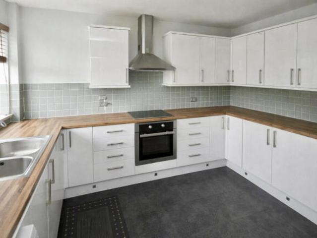 Maisonette for sale in St Albans, Five Acres
