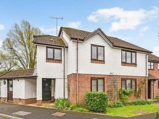 House for sale in Barton Stacey, Hampshire