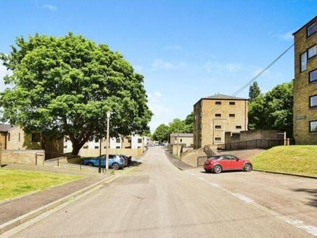 House for sale in Brompton, Chatham