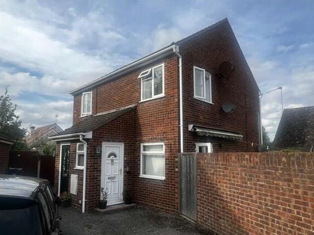 House for sale in Dale Hill, Essex
