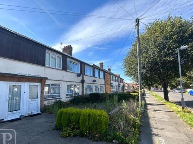 House for sale in Holland-on-Sea, Dale Hill