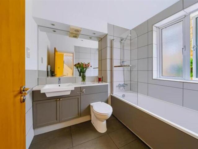 Maisonette for sale