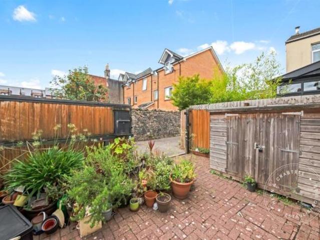 Maisonette for sale in Canton, Wales