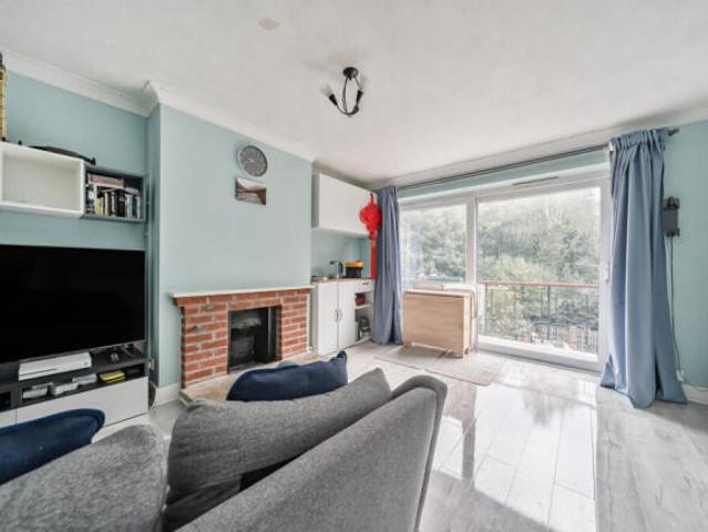 Maisonette for sale in Barton Stacey, Hampshire