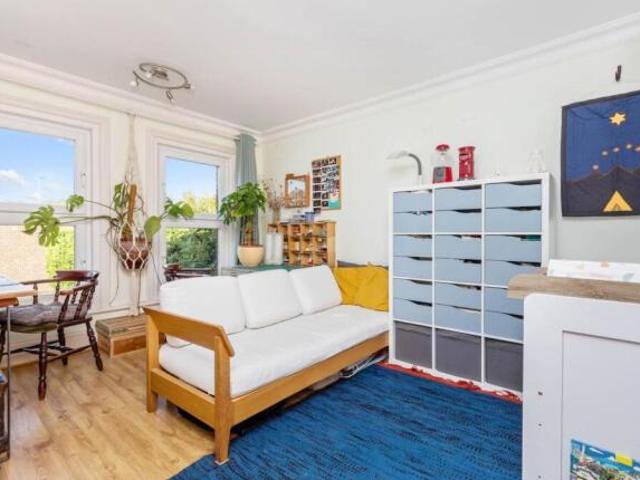 Maisonette for sale