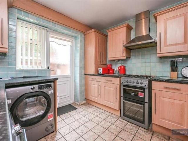 Maisonette for sale in Calderstones