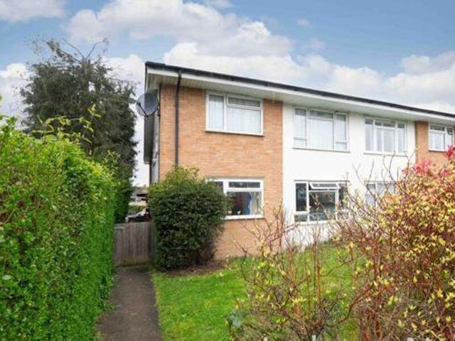 House for sale in Chessington