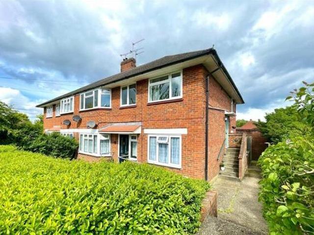 House for sale in Farnborough, Hampshire