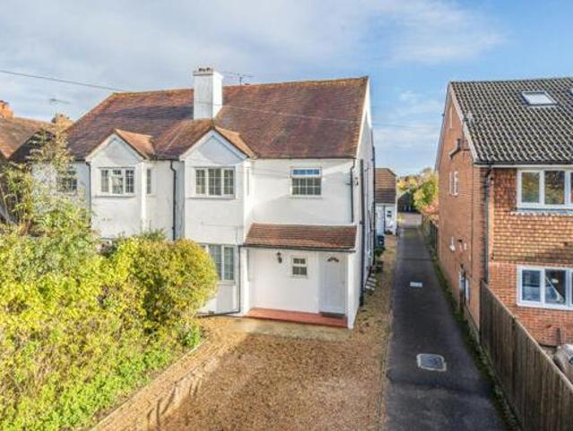 House for sale in Wrecclesham, Fole