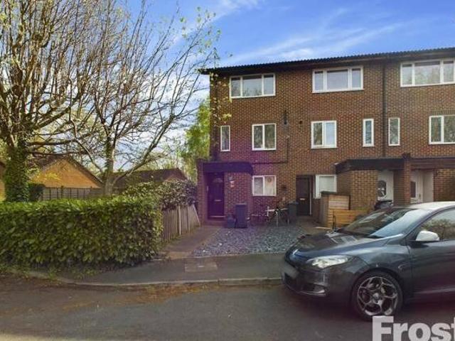 House for sale in London Borough of Hounslow, Feltham