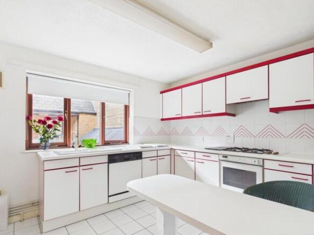 Maisonette for sale in Arbury, Cambridgeshire