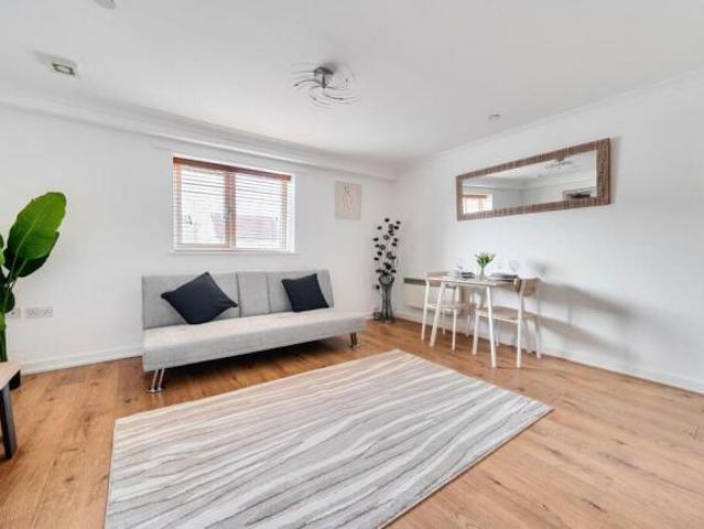 Maisonette for sale in Fratton, City Of Portsmouth