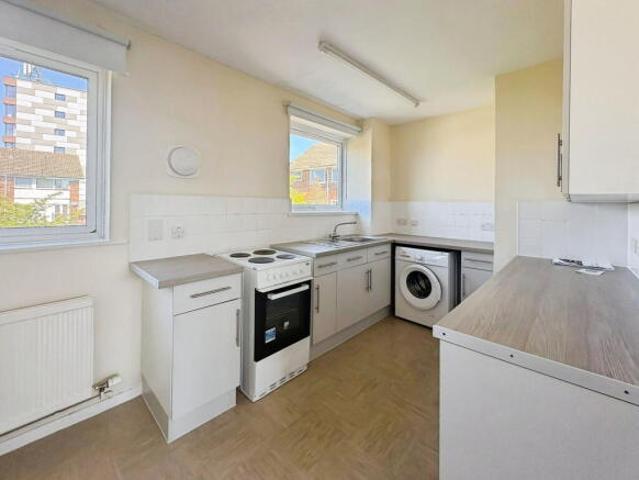 Maisonette for sale in Swanley, Sevenoaks