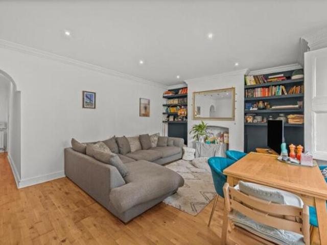Maisonette for sale in Grosvenor, Dulcote