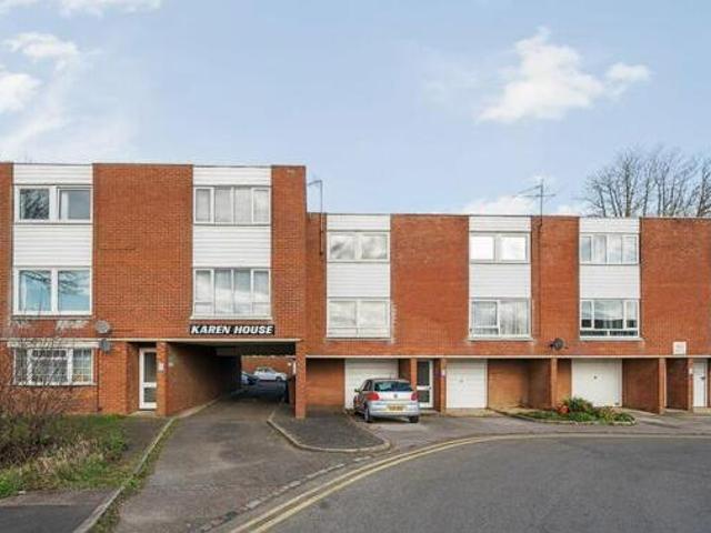 House for sale in Henlow, Bedfordshire