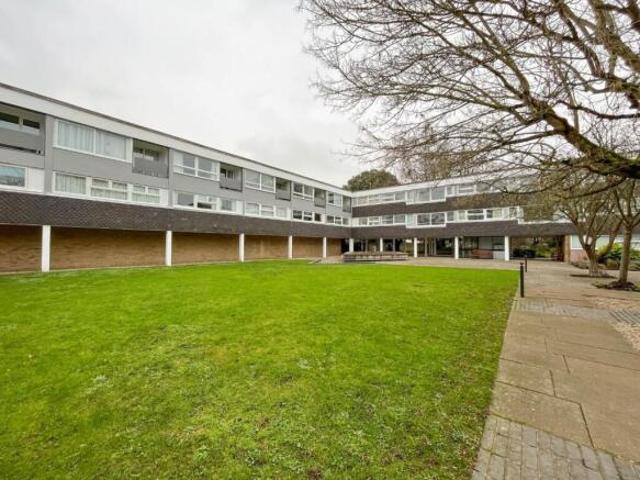 Maisonette for sale in Highsett, Arbury