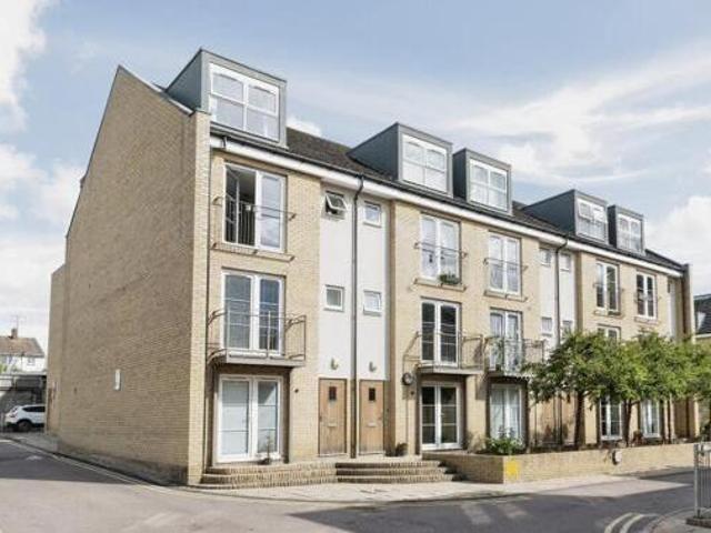 House for sale in King's Walden, Hertfordshire
