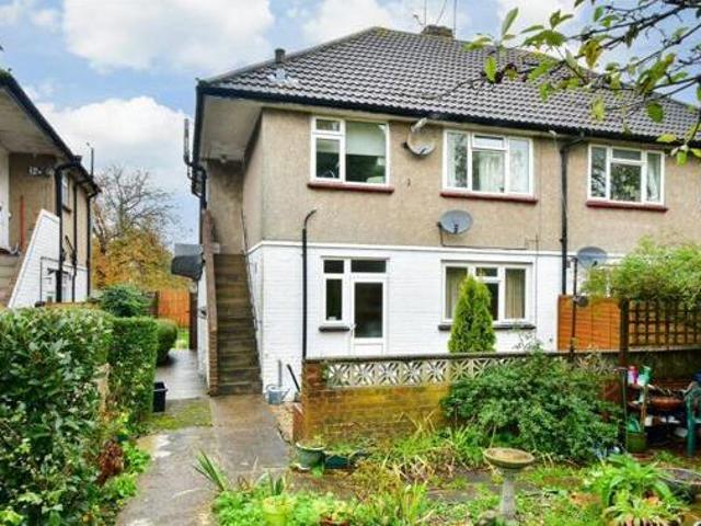 House for sale in Meath Green, Reigate and Banstead