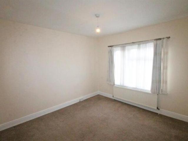 Maisonette for sale in Castle, Bedford