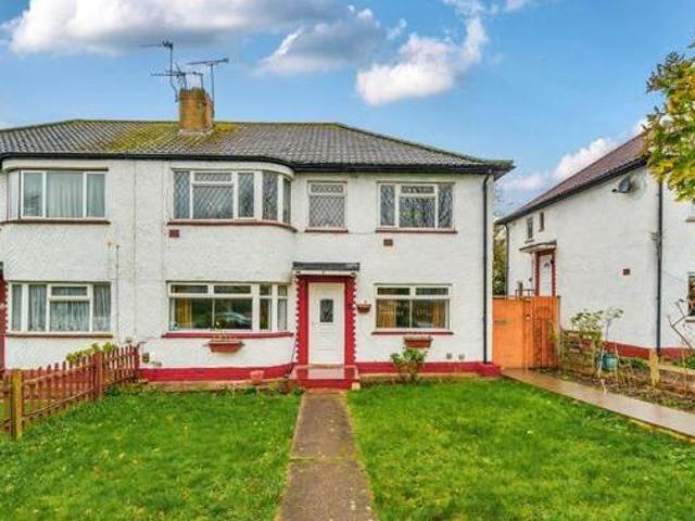 House for sale in Isleworth, Greater London