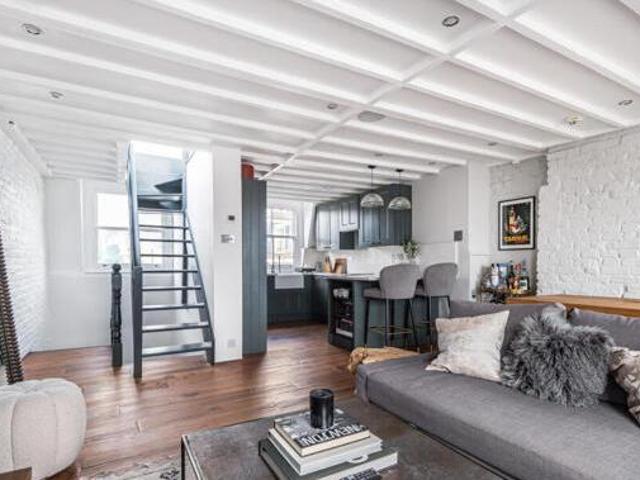 House for sale in Lyons, Greater London