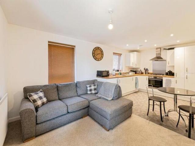 Maisonette for sale