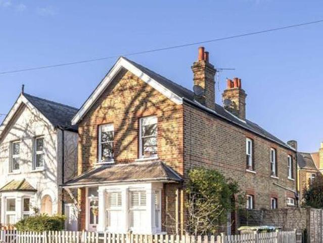 House for sale in Kingston Upon Thames, Greater London