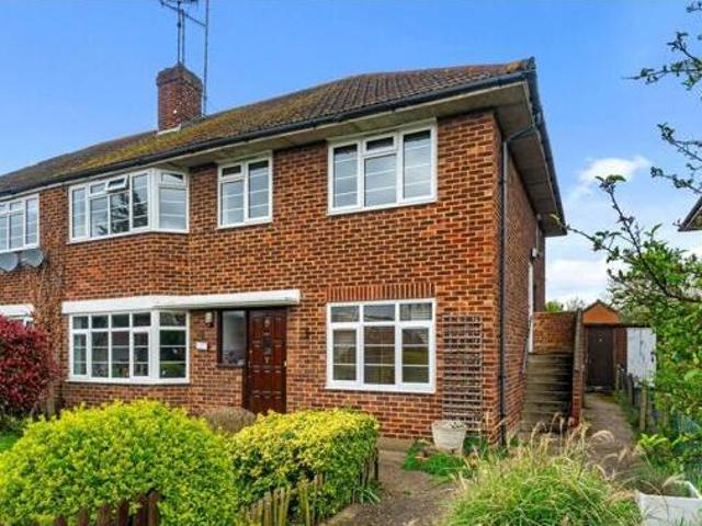 House for sale in Kingston Upon Thames, Greater London