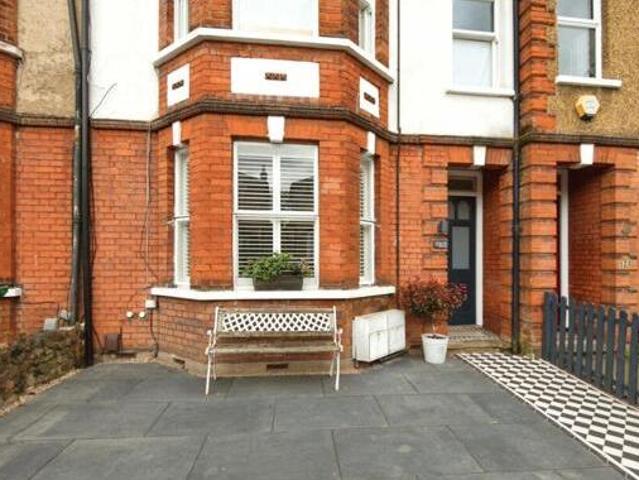 House for sale in Kingston Upon Thames, Greater London