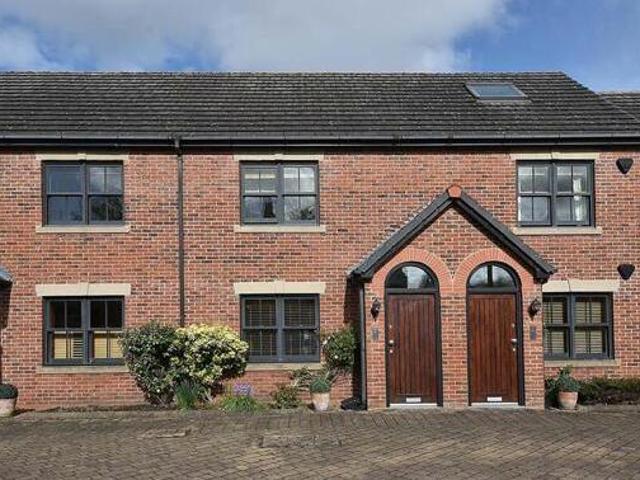 House for sale in Knutsford