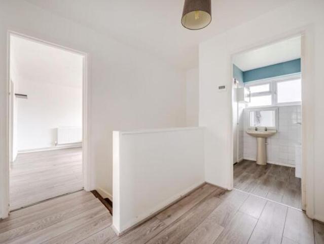 Maisonette for sale in Hampshire