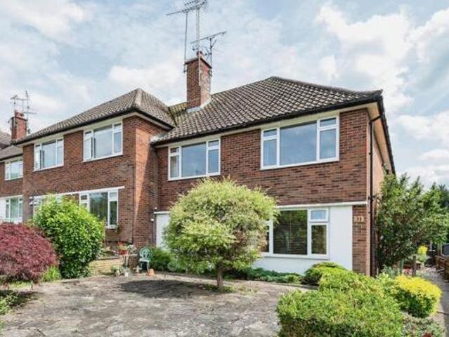 House for sale in Pachesham Park, Surrey