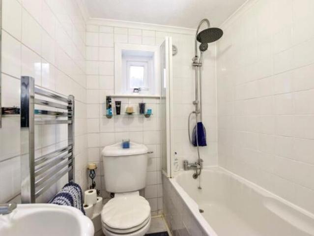 Maisonette for sale in Watford, Hertfordshire
