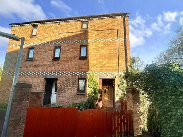 House for sale in Lyons, Greater London