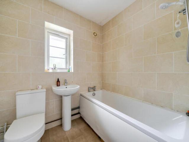 Maisonette for sale in Beckenham, Greater London