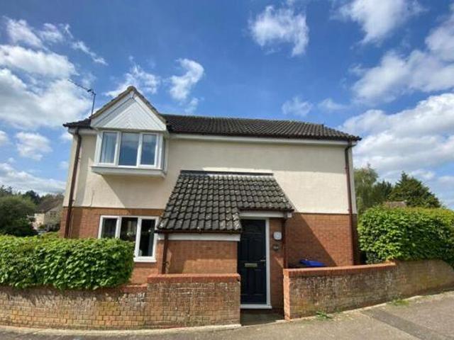 House for sale in Northampton, Northamptonshire