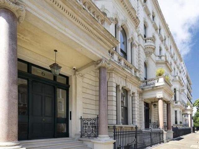 House for sale in Lyons, Greater London
