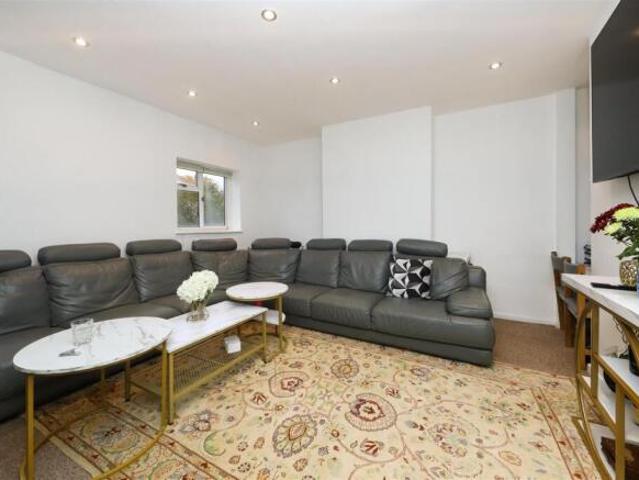 Maisonette for sale in Greater London