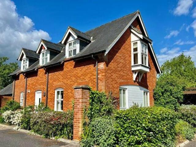 House for sale in Lymington, New Forest