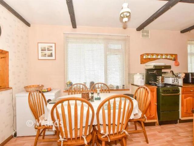 Maisonette for sale in Acol, Kent