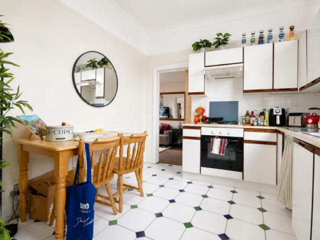 Maisonette for sale in Brentford End, Greater London