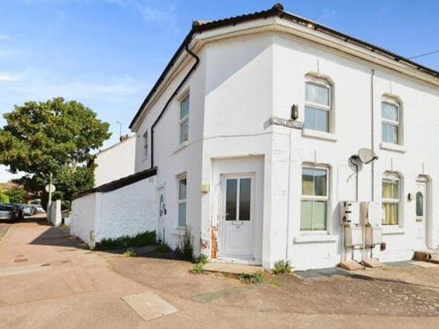 House for sale in Midway, Kent